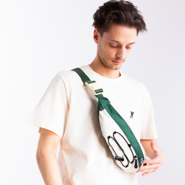 "Summit" Off white/Olive Hip Bag