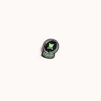 "Globe" Metallic Pin